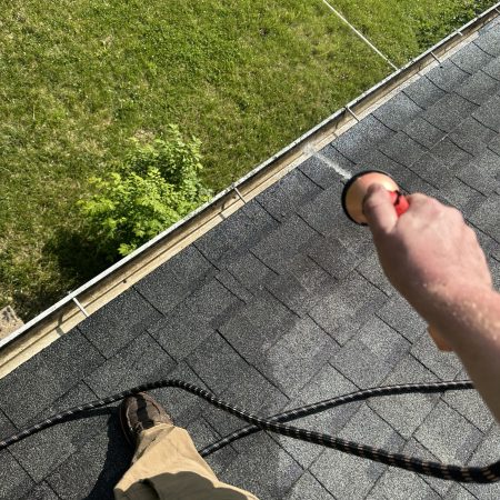 Gutter Cleaning Lansing Michigan